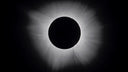 Corona solare visibile durante un'eclissi totale, foto di repertorio